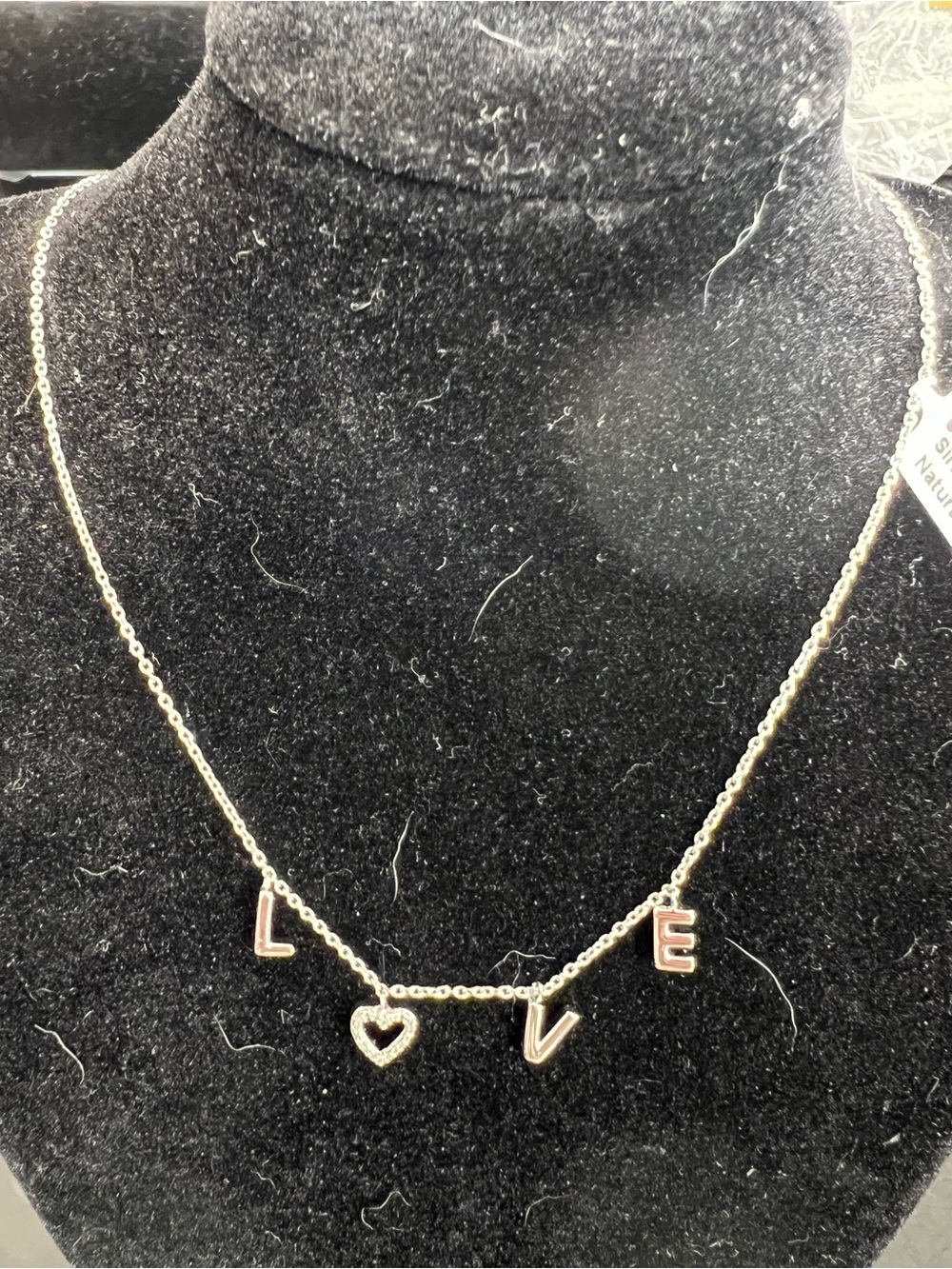 925 Sterling Silver Natural Diamond Love Heart Charm Pendant Necklace 0.10ctw